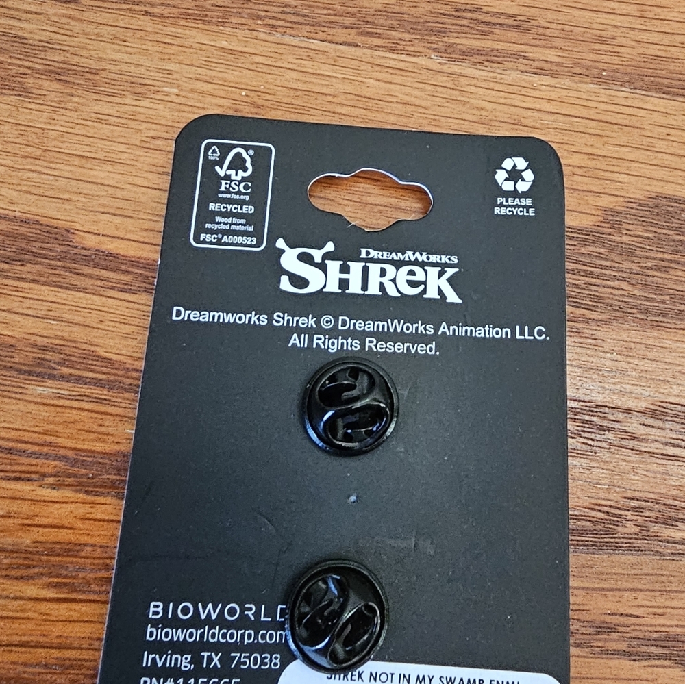 4/$10 Shrek Enamel Pin Not In My Swamp Bioworld Dreamworks NEW - Picture 6 of 6